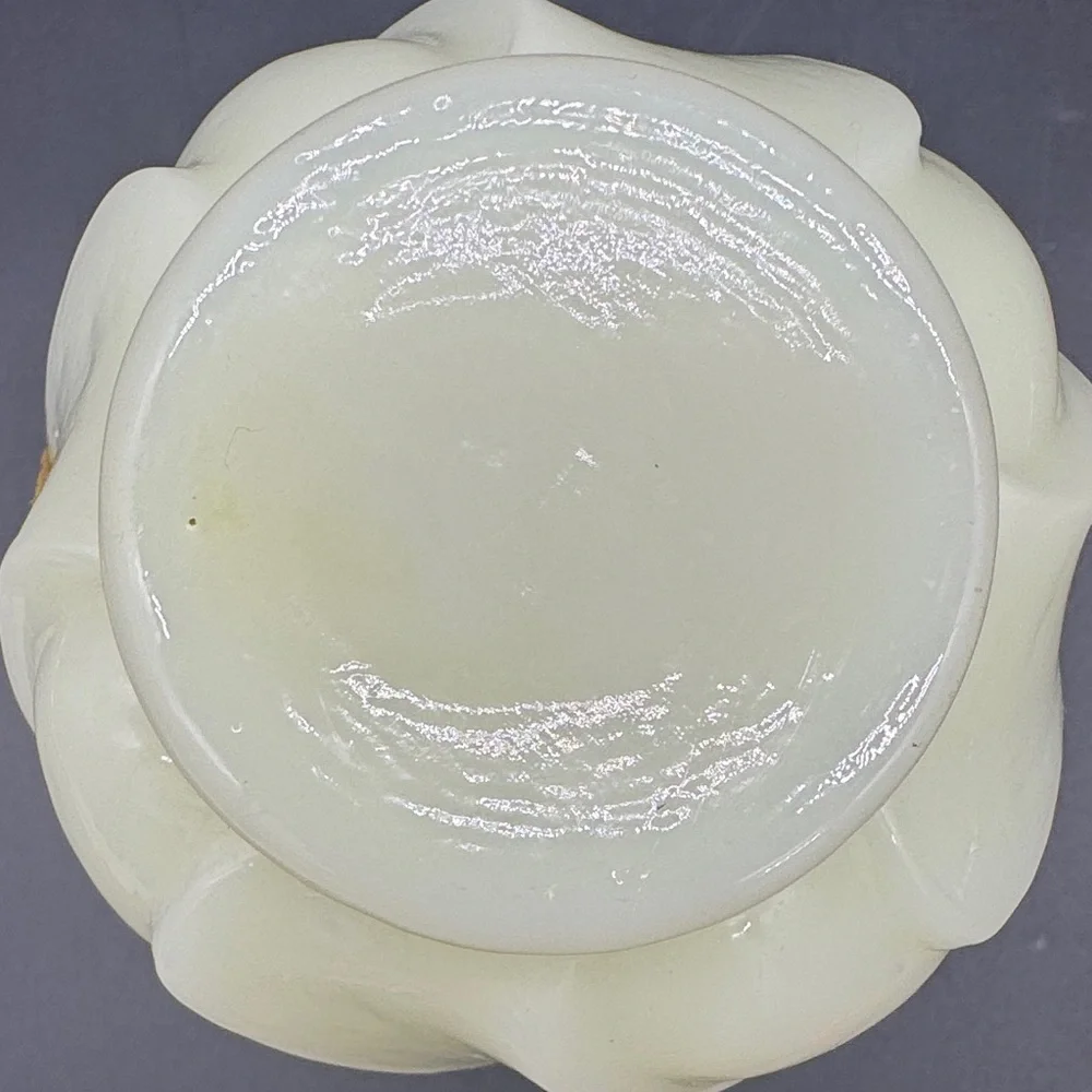 Fenton Uranium Art Glass Custard Swirl Ruffled Crest Vase Vintage